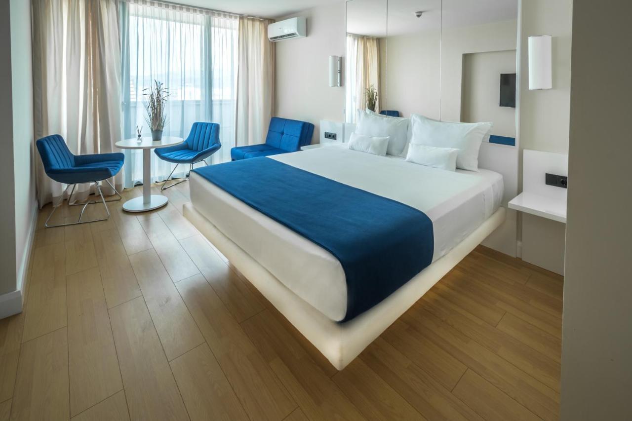 באטומי Orbi City Hotel Official מראה חיצוני תמונה