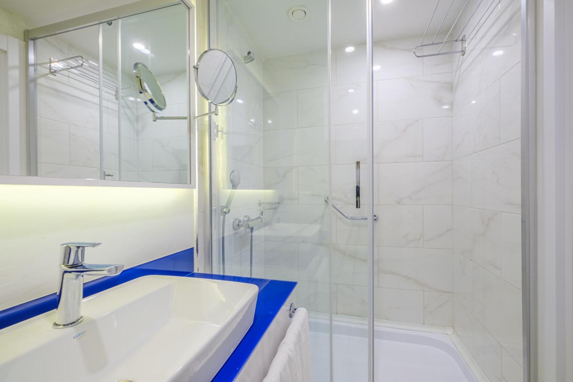 באטומי Orbi City Hotel Official מראה חיצוני תמונה