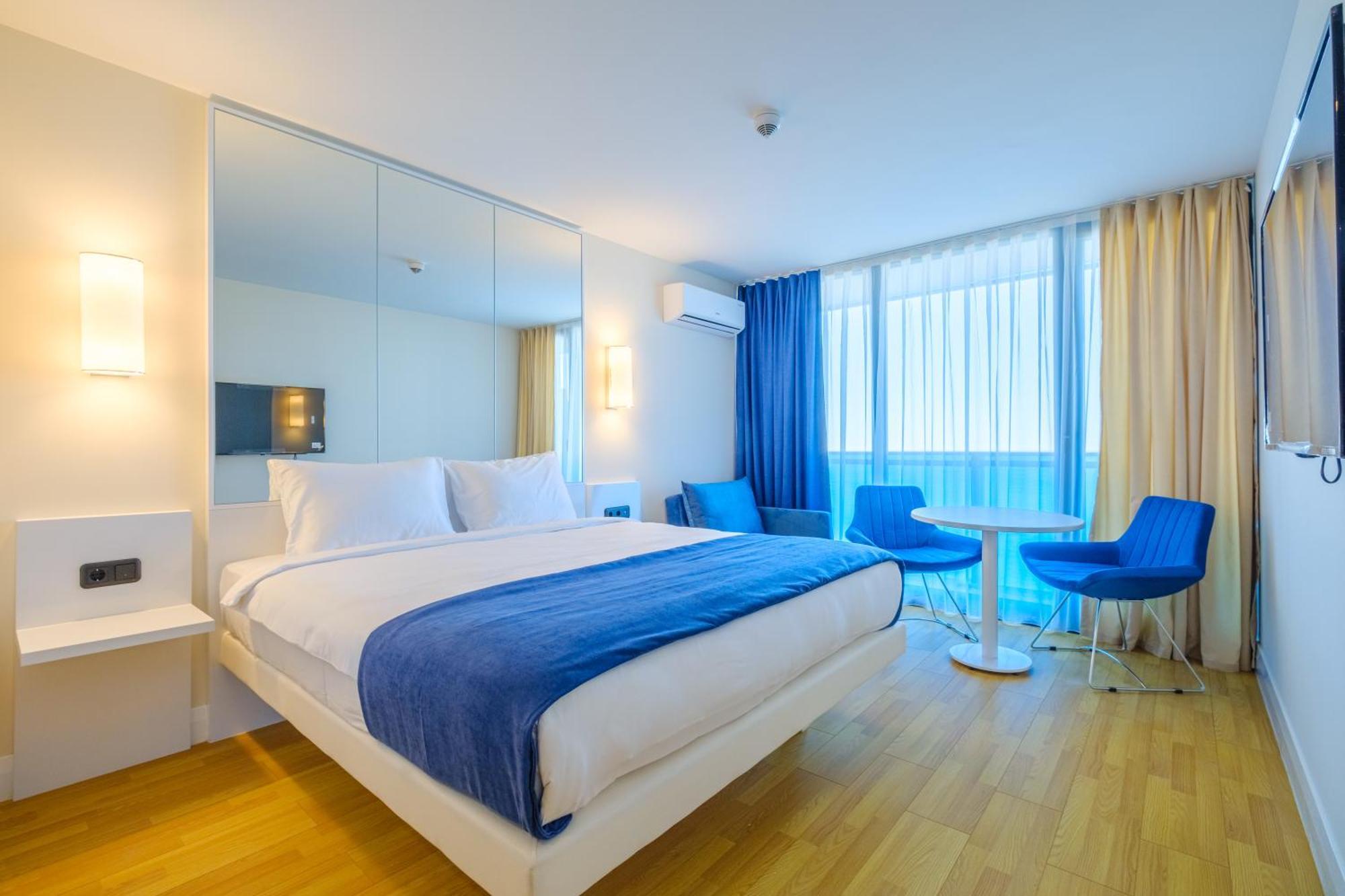 באטומי Orbi City Hotel Official מראה חיצוני תמונה